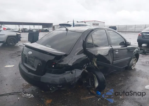 2006 Kia Rio Lx из США, поврежденный, VIN KNADE123066048925